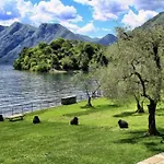 Romantic Stay, 50 M From The Apartment