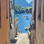 Daire Romantic Stay, 50 M From The *
