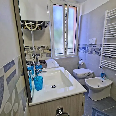 아파트 Romantic Stay, 50 M From The 오수키오