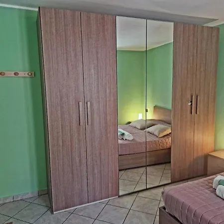 Apartment Romantic Stay, 50 M From The Ossuccio